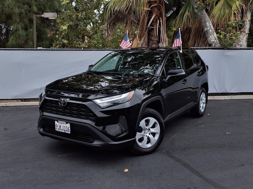 2023 Toyota RAV4 LE