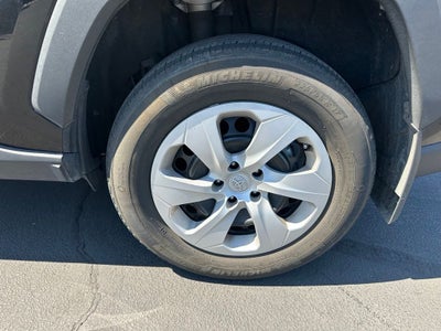 2023 Toyota RAV4 LE