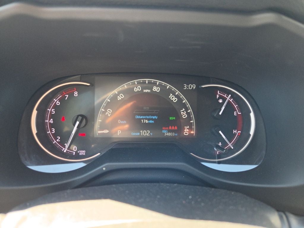 2024 Toyota RAV4 LE
