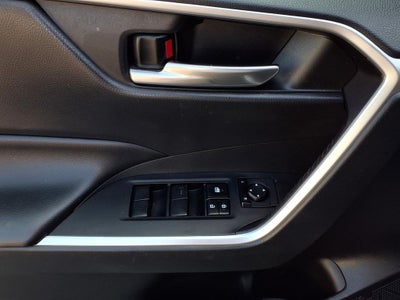 2019 Toyota RAV4 Hybrid XLE