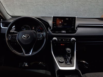 2019 Toyota RAV4 Hybrid XLE