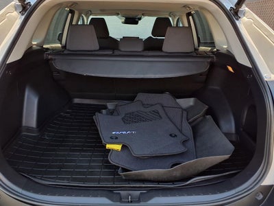 2019 Toyota RAV4 Hybrid XLE