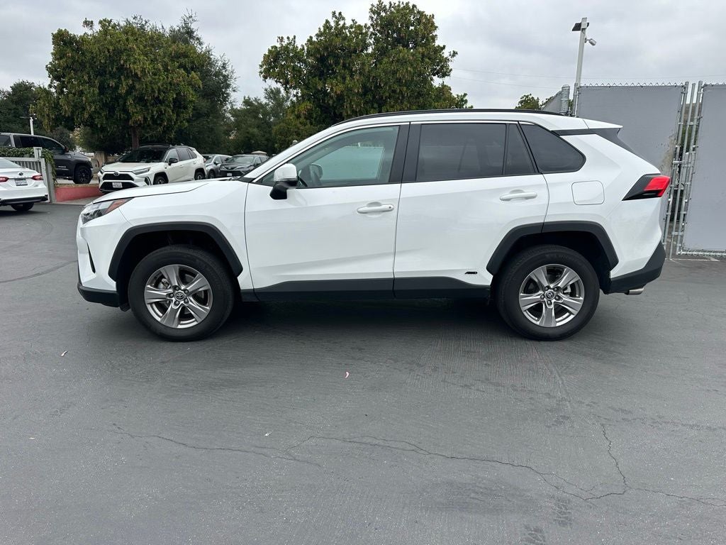 2022 Toyota RAV4 Hybrid XLE