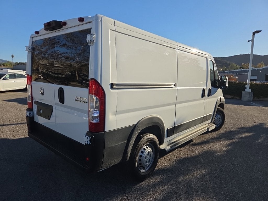 2025 RAM ProMaster 2500 Base