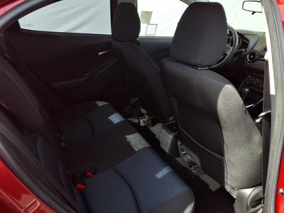 2017 Toyota Yaris iA Base