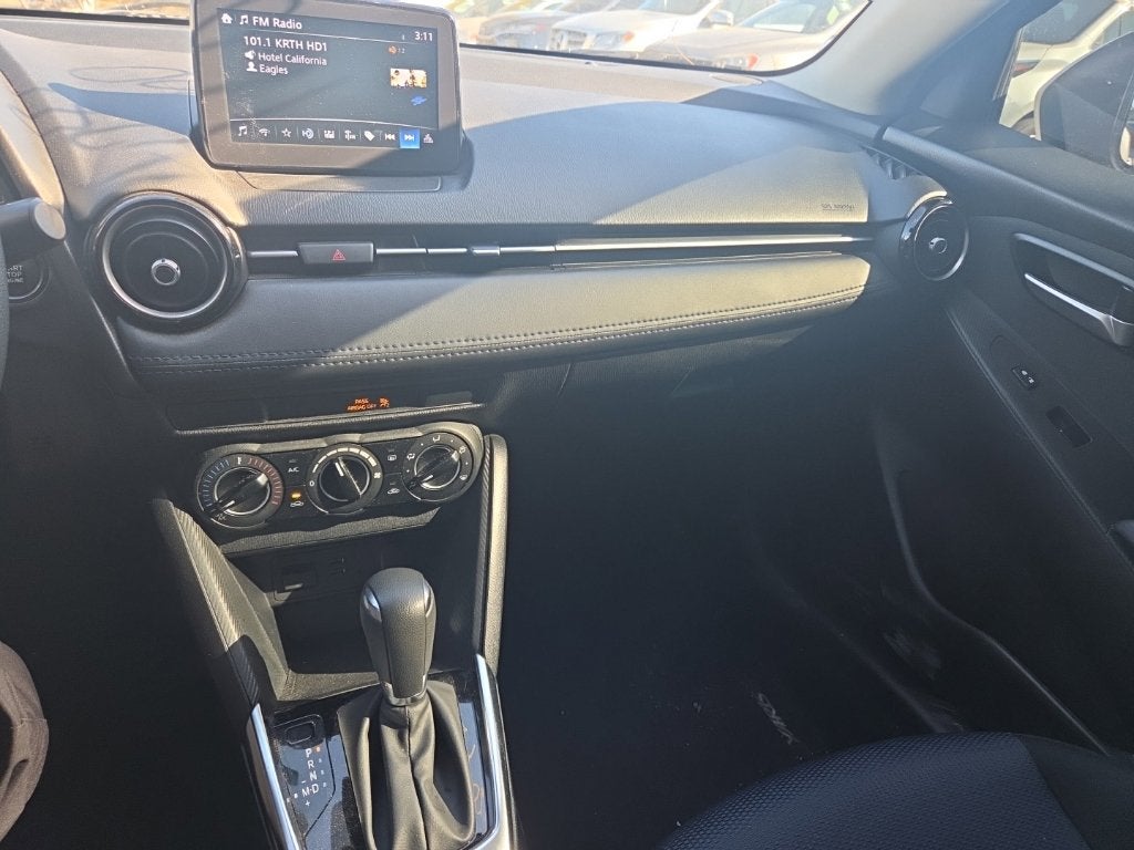 2019 Toyota Yaris LE