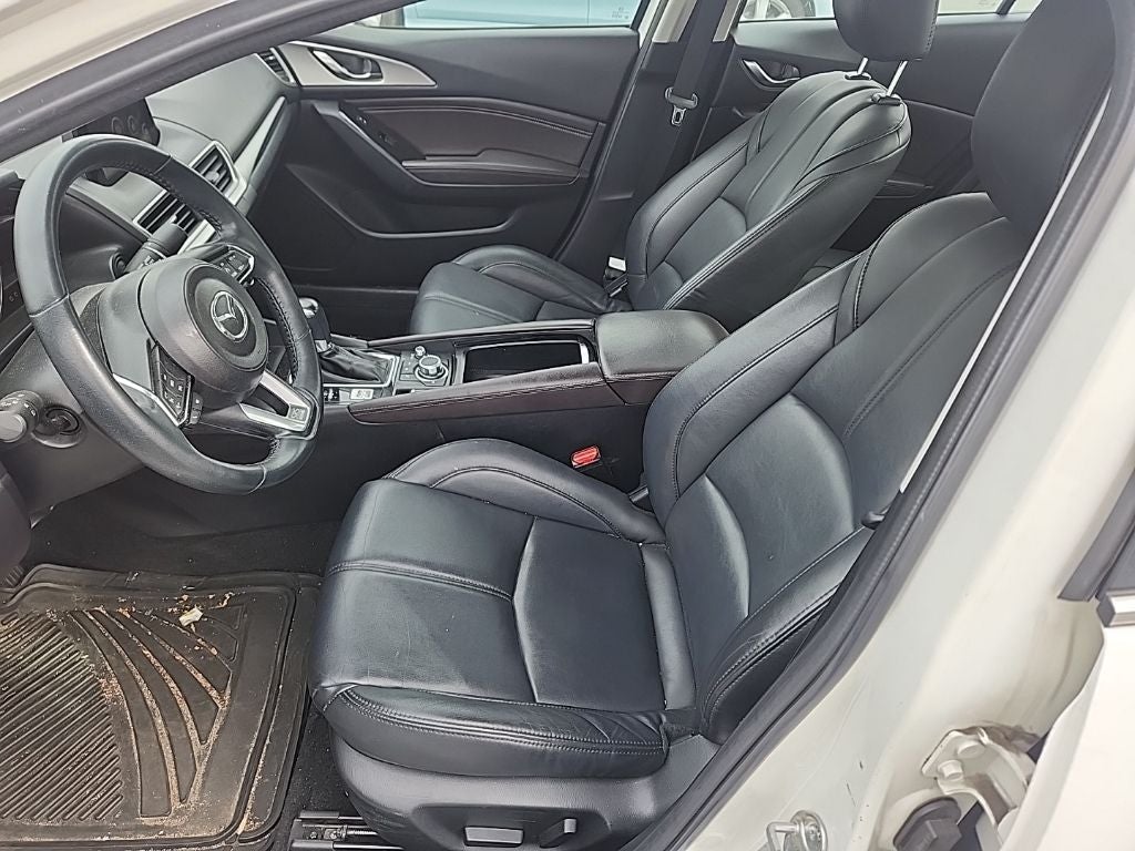 2018 Mazda Mazda3 Touring