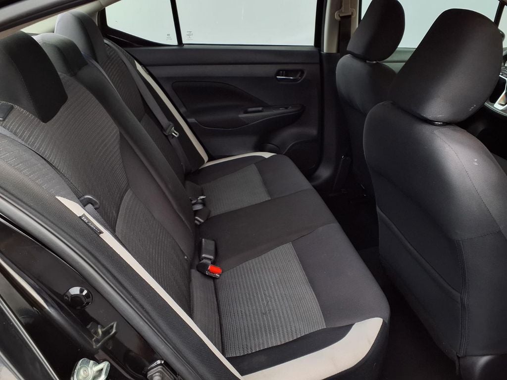 2021 Nissan Versa 1.6 SV