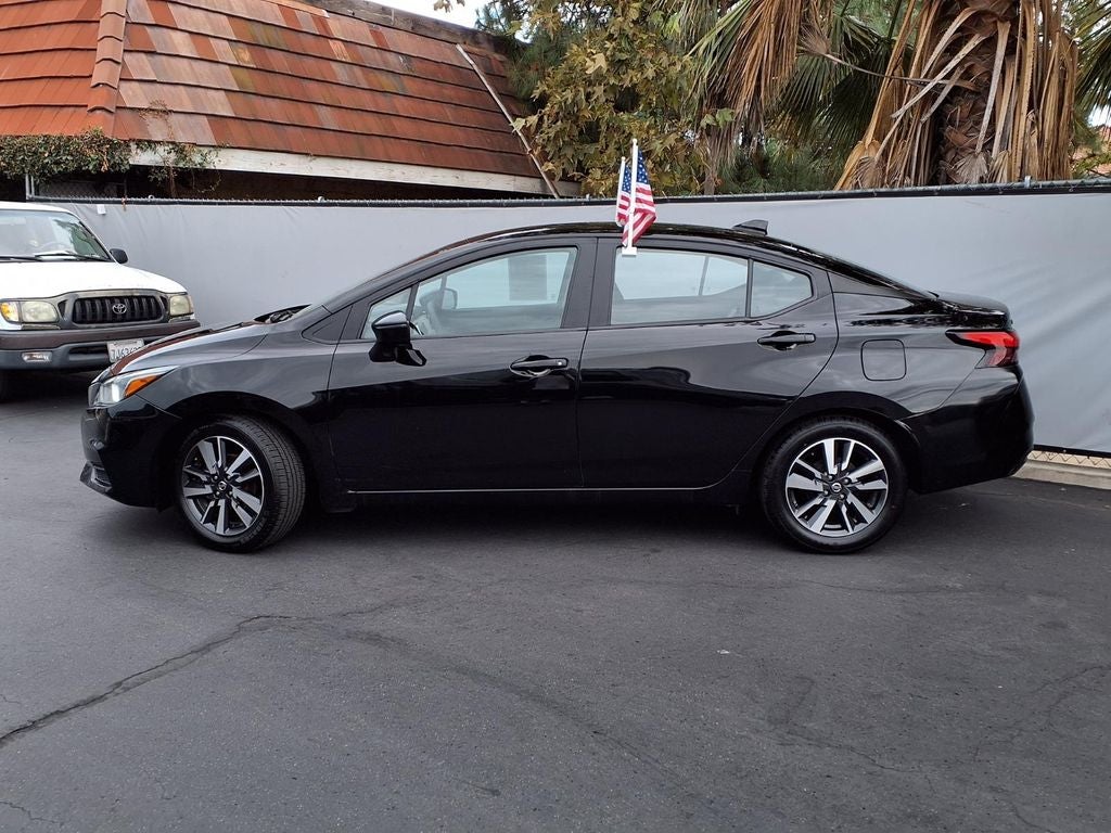 2021 Nissan Versa 1.6 SV
