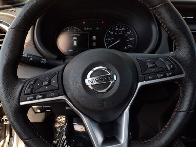 2021 Nissan Kicks SR