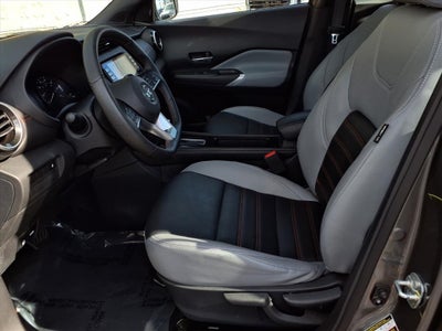 2021 Nissan Kicks SR