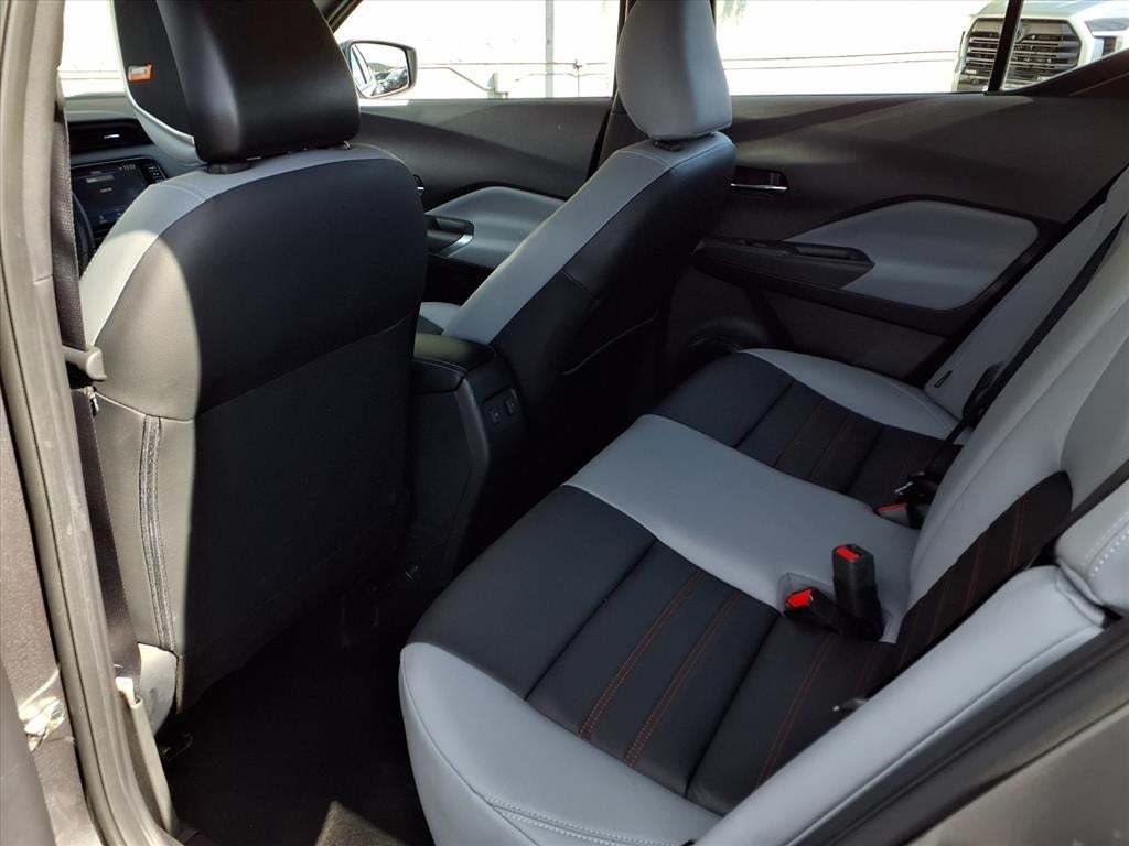 2021 Nissan Kicks SR