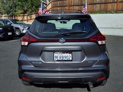 2021 Nissan Kicks SR