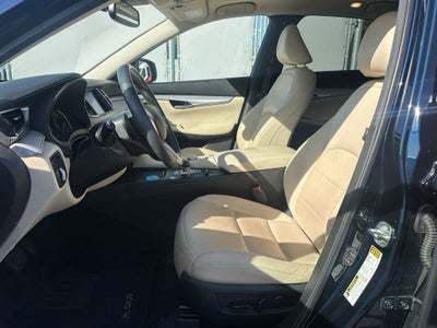 2021 INFINITI QX50 LUXE