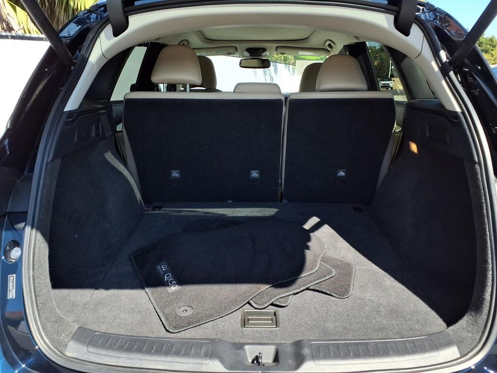 2021 INFINITI QX50 LUXE