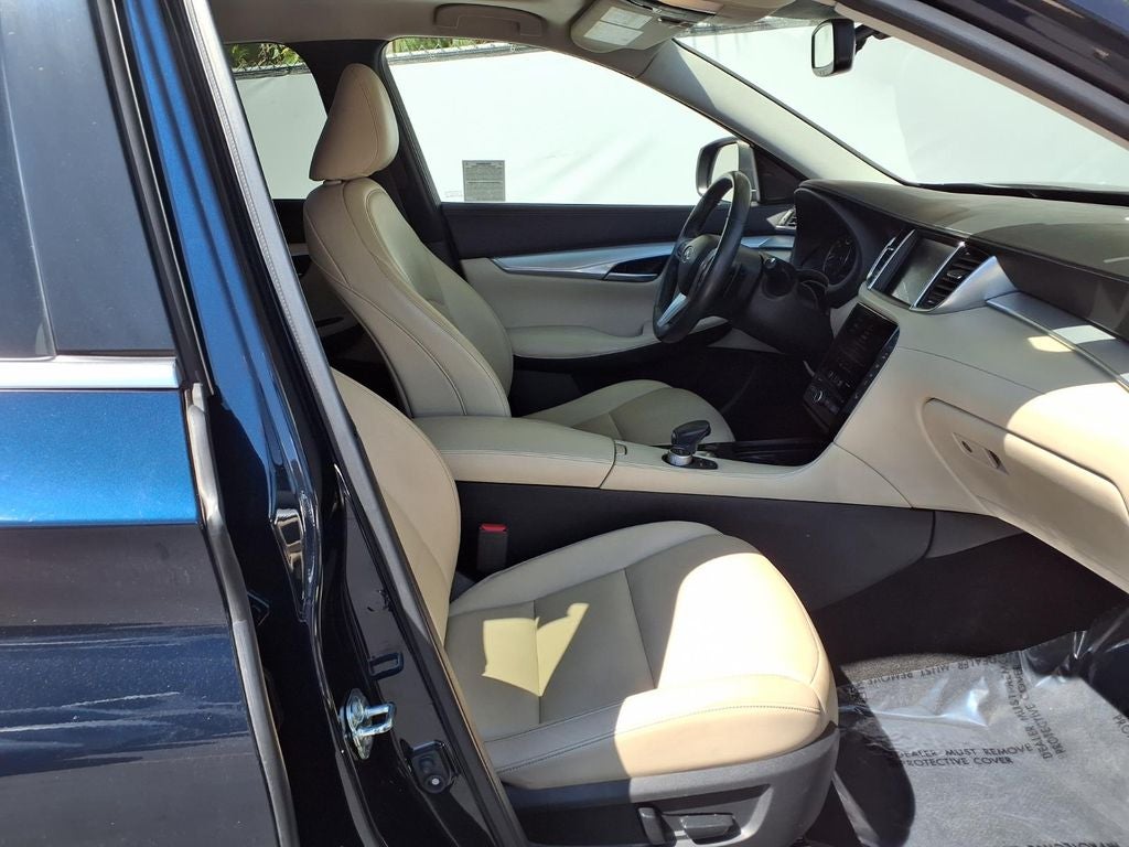 2021 INFINITI QX50 LUXE