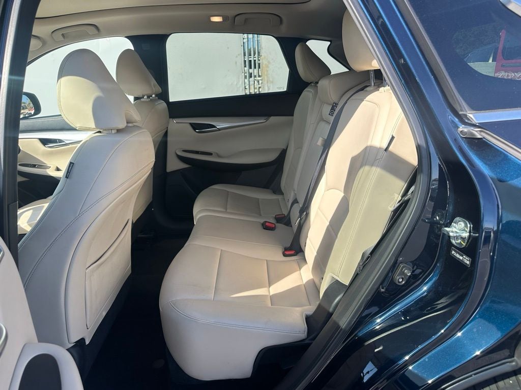 2021 INFINITI QX50 LUXE