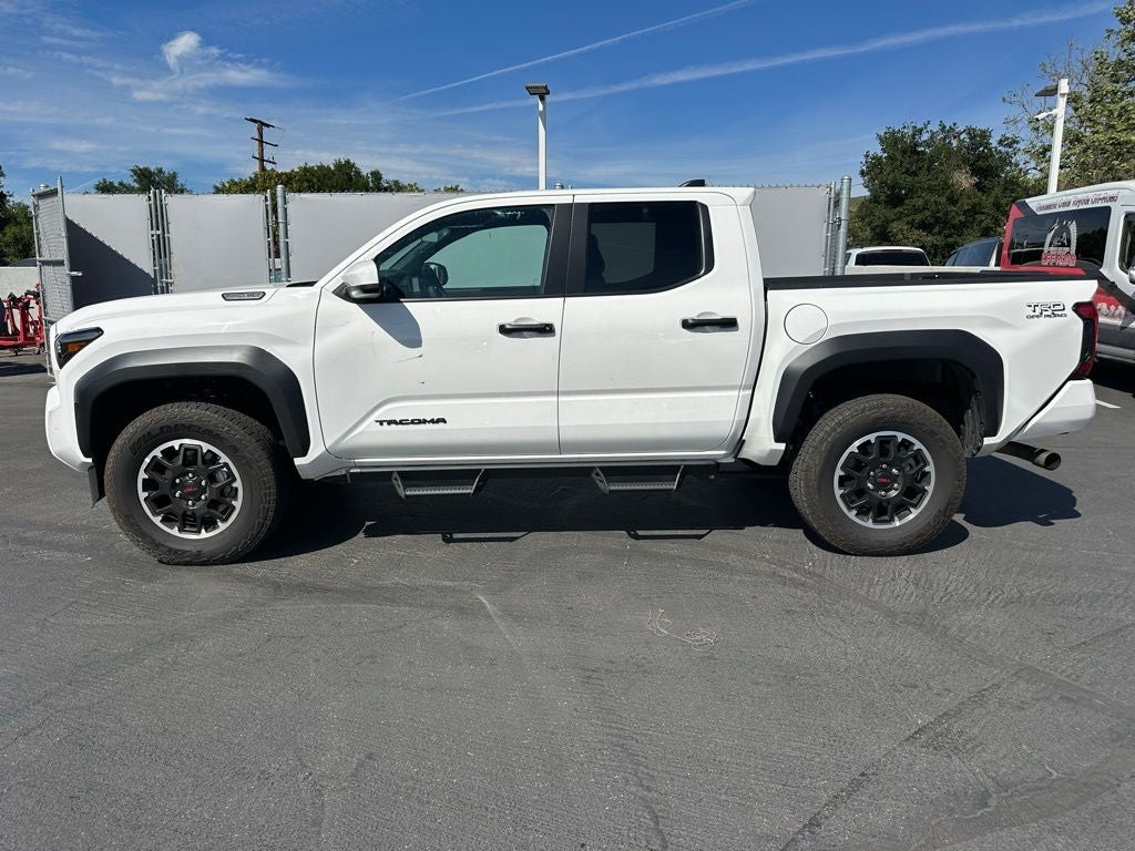 2025 Toyota Tacoma Hybrid TRD Off Road