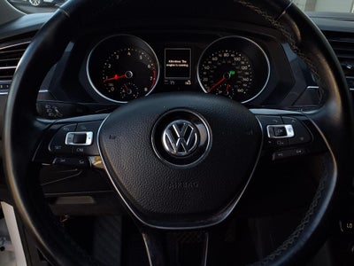 2018 Volkswagen Tiguan 2.0T SE