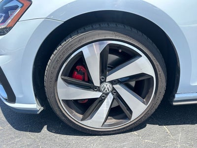 2019 Volkswagen Golf GTI Base