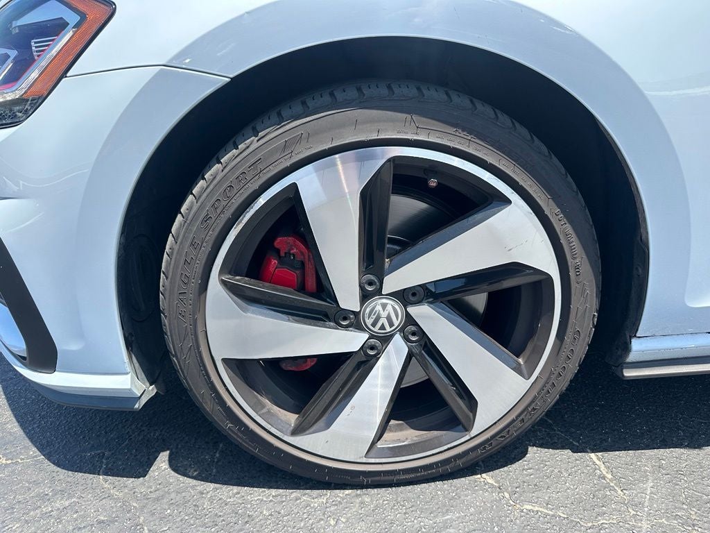 2019 Volkswagen Golf GTI Base