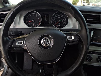 2015 Volkswagen Golf SportWagen SE