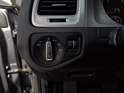 2015 Volkswagen Golf SportWagen SE