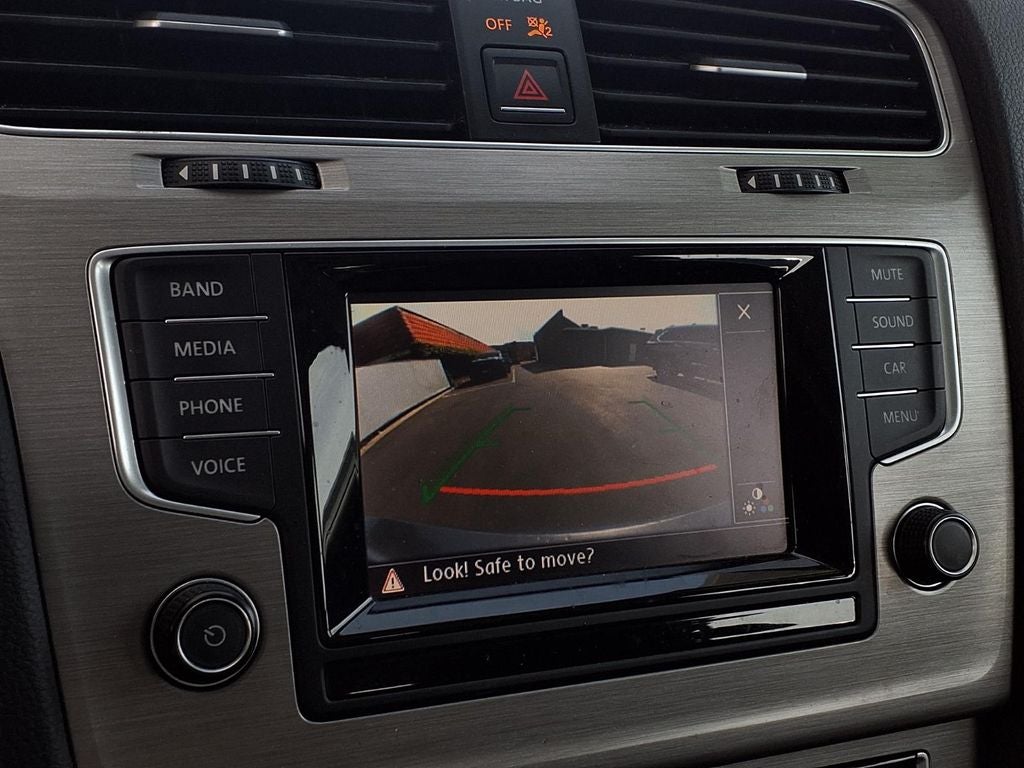 2015 Volkswagen Golf SportWagen SE