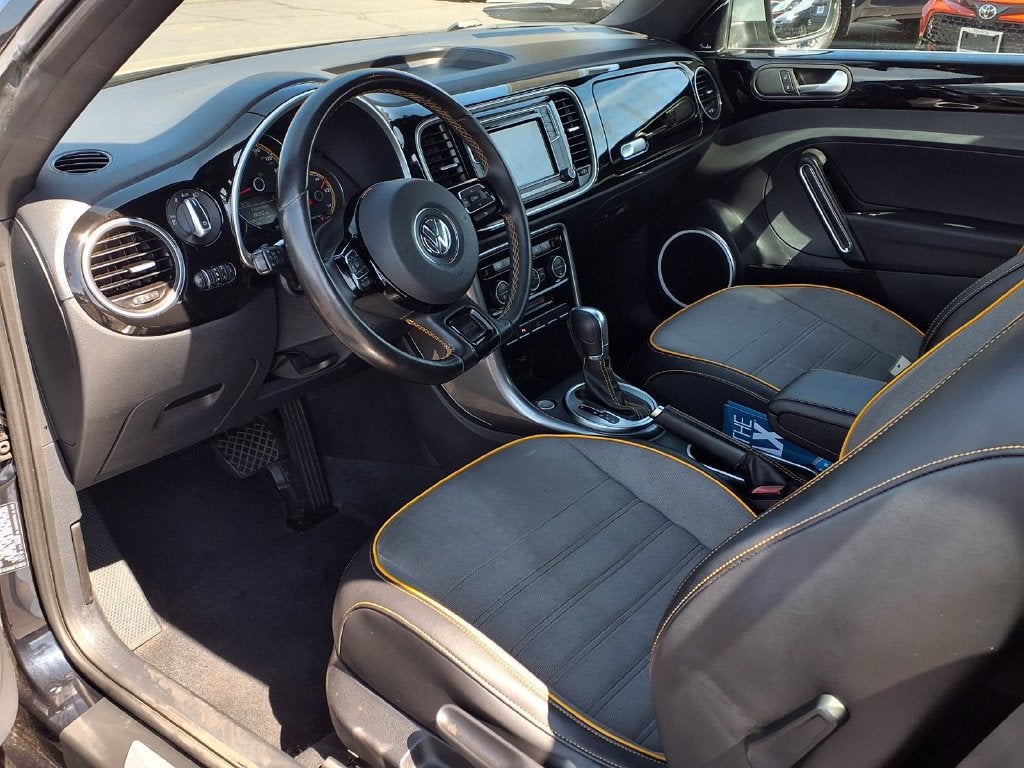 2017 Volkswagen Beetle 1.8T Dune