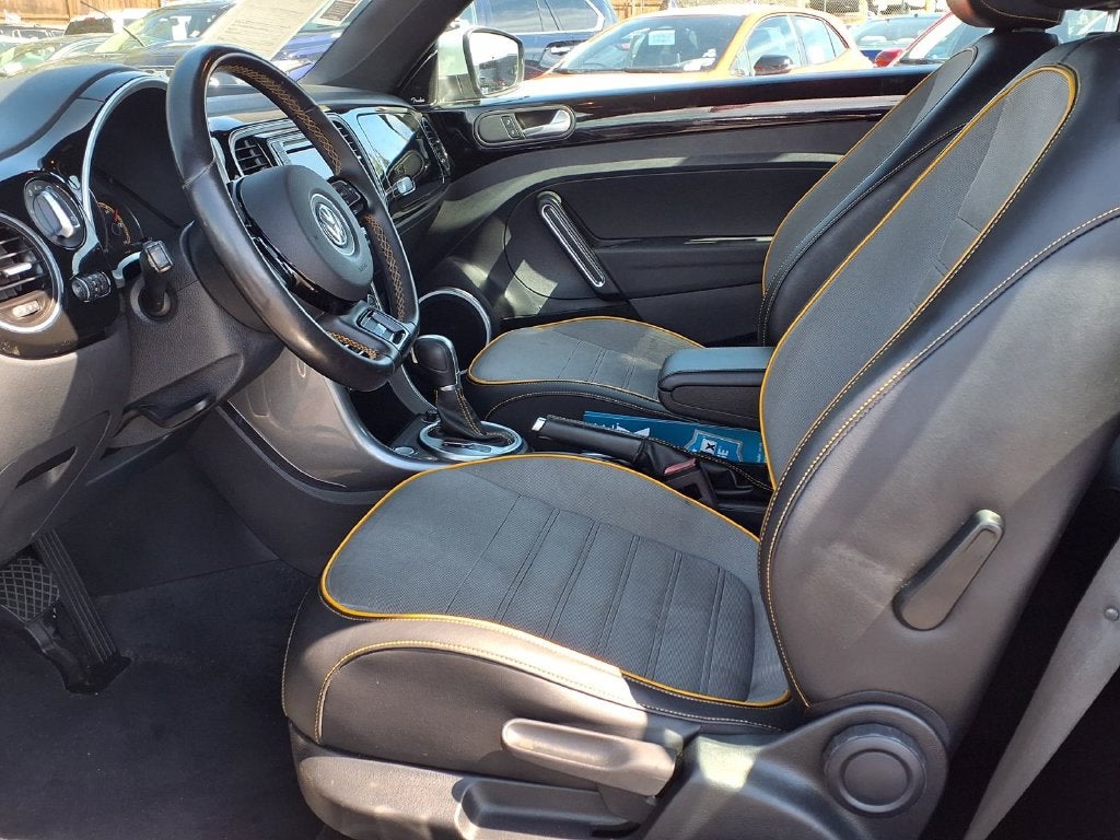 2017 Volkswagen Beetle 1.8T Dune