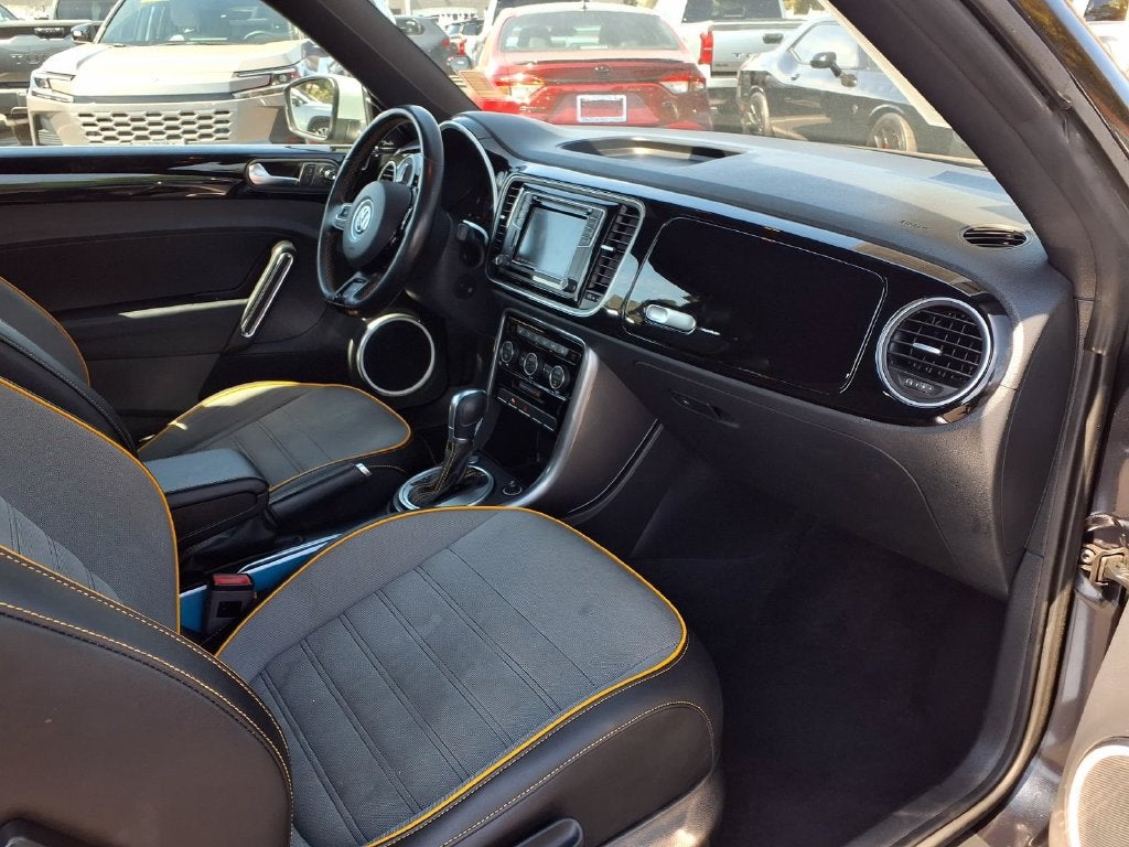 2017 Volkswagen Beetle 1.8T Dune