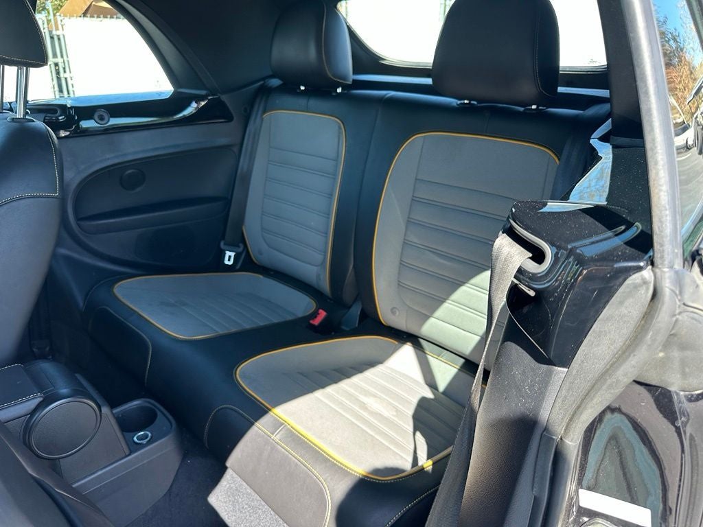 2017 Volkswagen Beetle 1.8T Dune