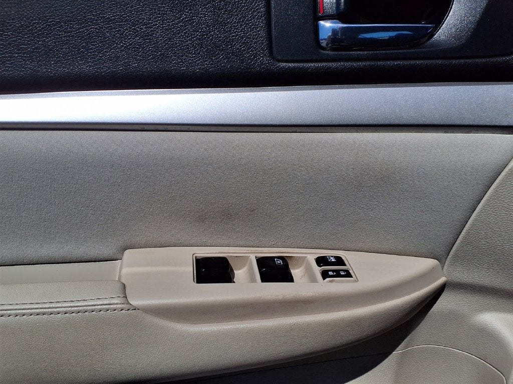 2012 Subaru Outback 2.5i