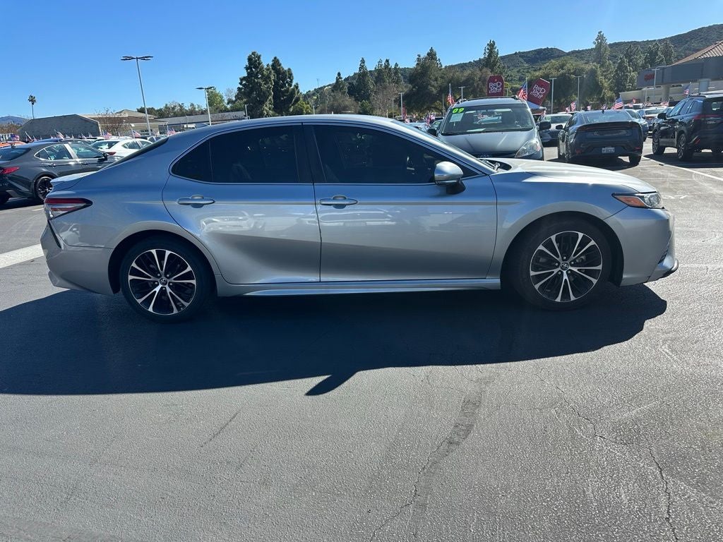 2019 Toyota Camry SE