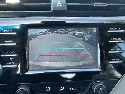 2018 Toyota Camry SE