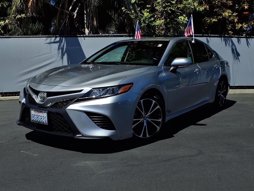 2018 Toyota Camry SE