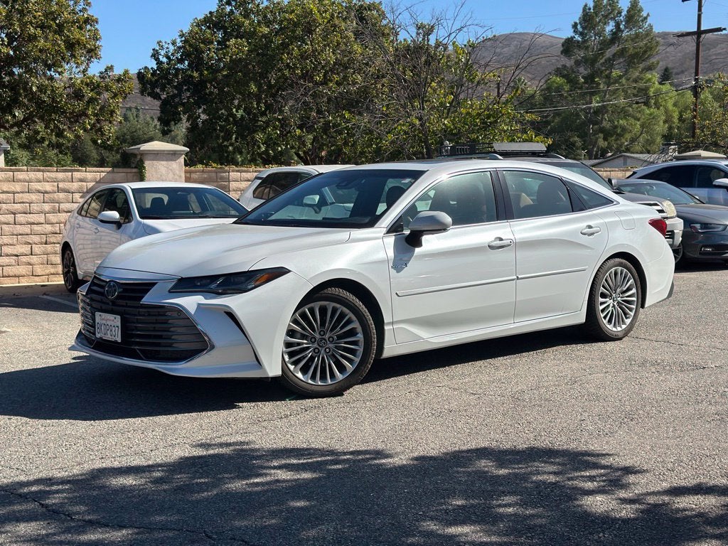 2019 Toyota Avalon Hybrid Limited