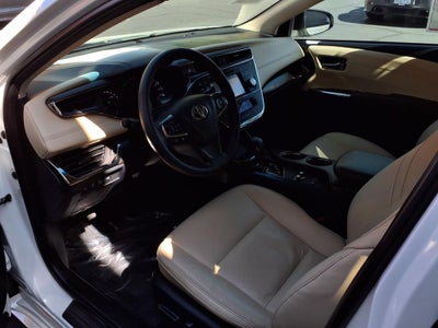 2017 Toyota Avalon Hybrid XLE Premium