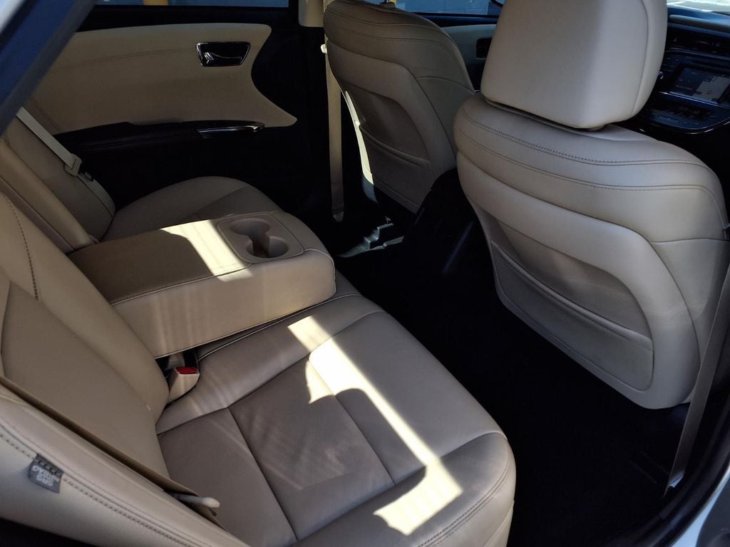 2017 Toyota Avalon Hybrid XLE Premium