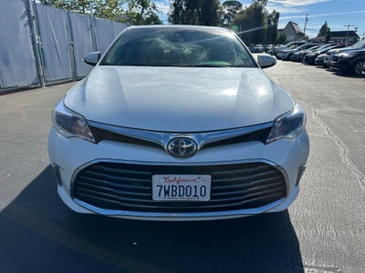 2017 Toyota Avalon Hybrid XLE Premium