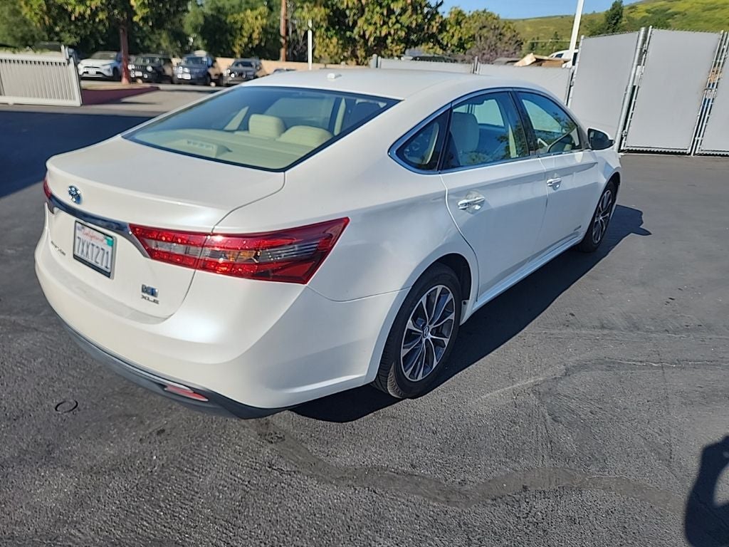 2017 Toyota Avalon Hybrid XLE Premium