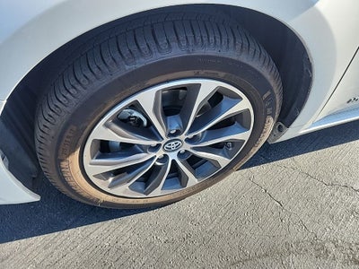 2017 Toyota Avalon Hybrid XLE Premium