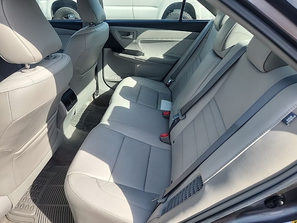 2017 Toyota Camry Hybrid XLE