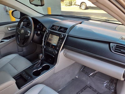 2017 Toyota Camry Hybrid XLE