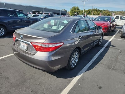 2017 Toyota Camry Hybrid XLE