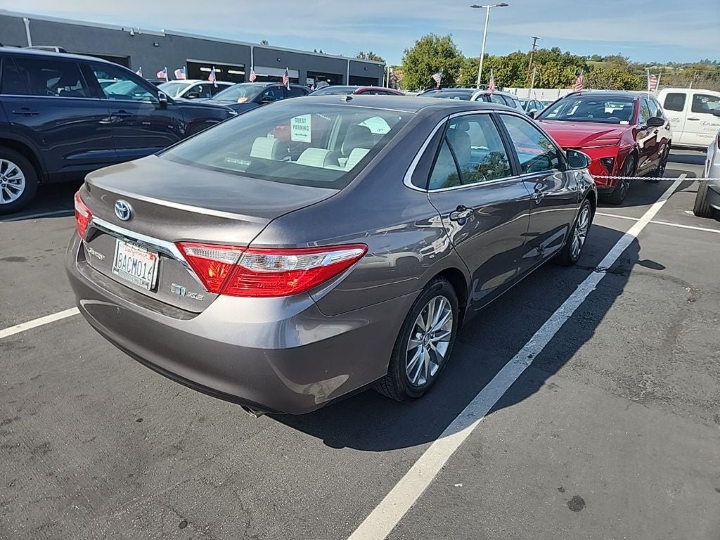 2017 Toyota Camry Hybrid XLE