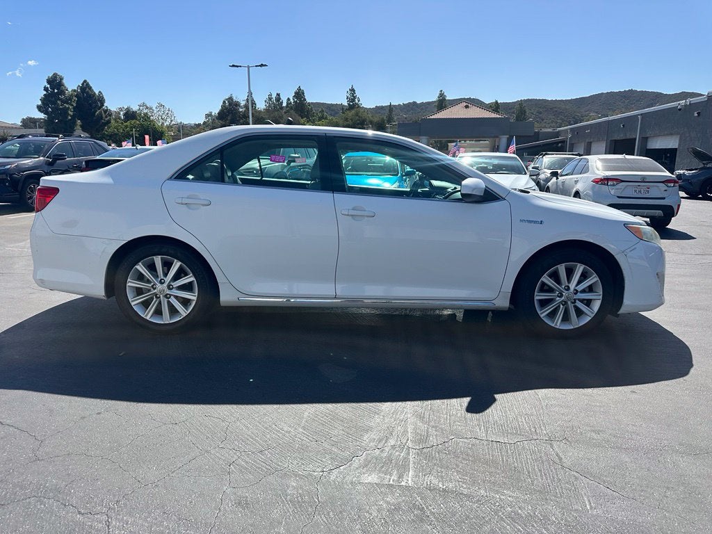 2012 Toyota Camry Hybrid XLE