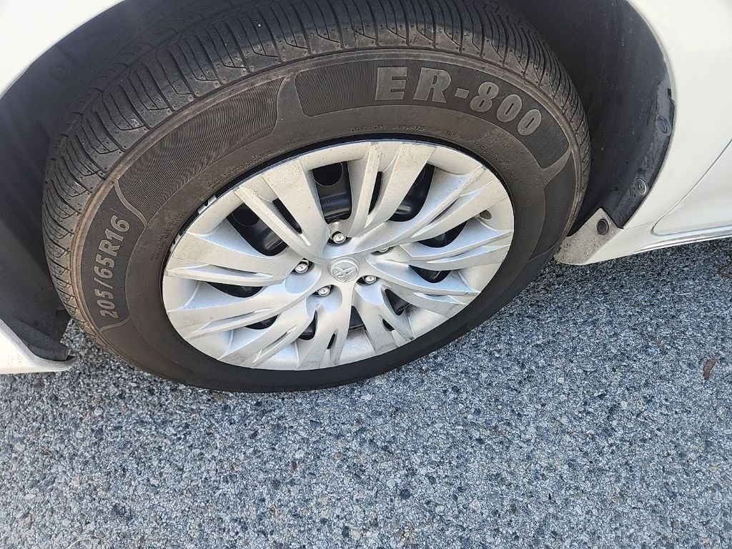 2013 Toyota Camry Hybrid LE