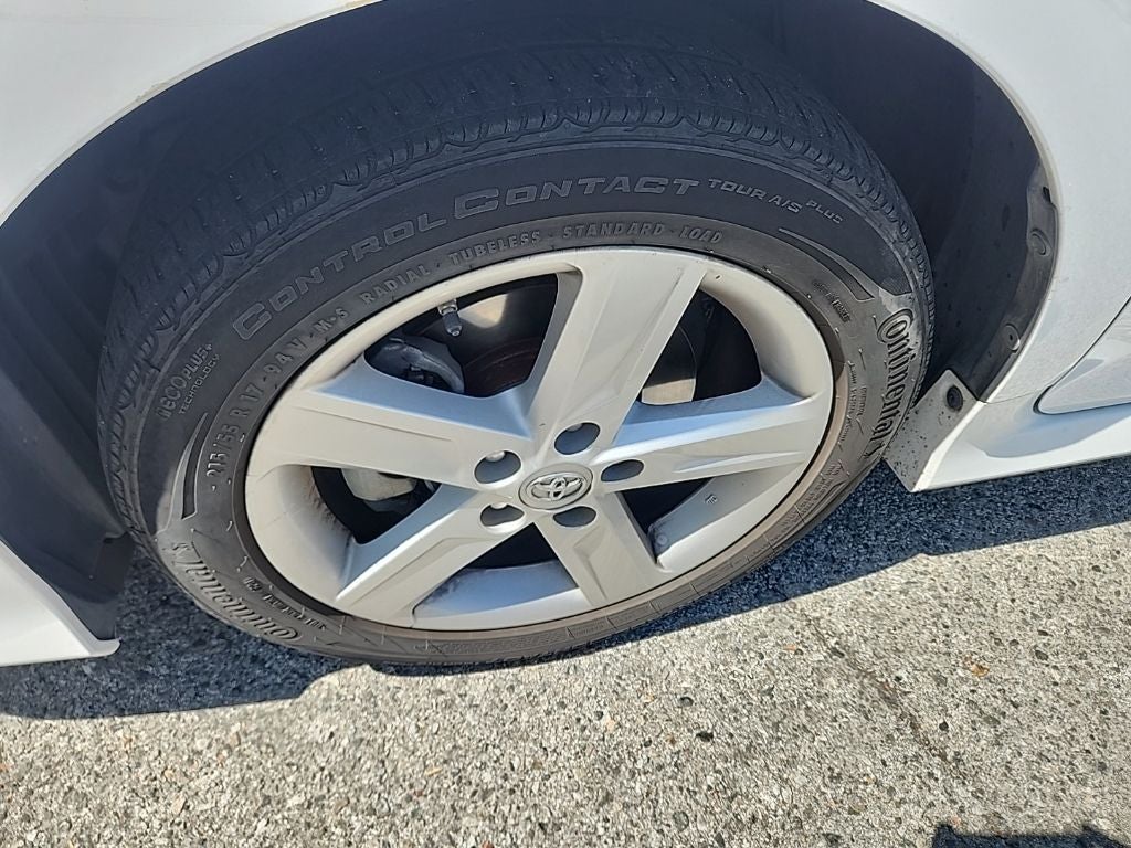 2014 Toyota Camry Hybrid SE Limited Edition