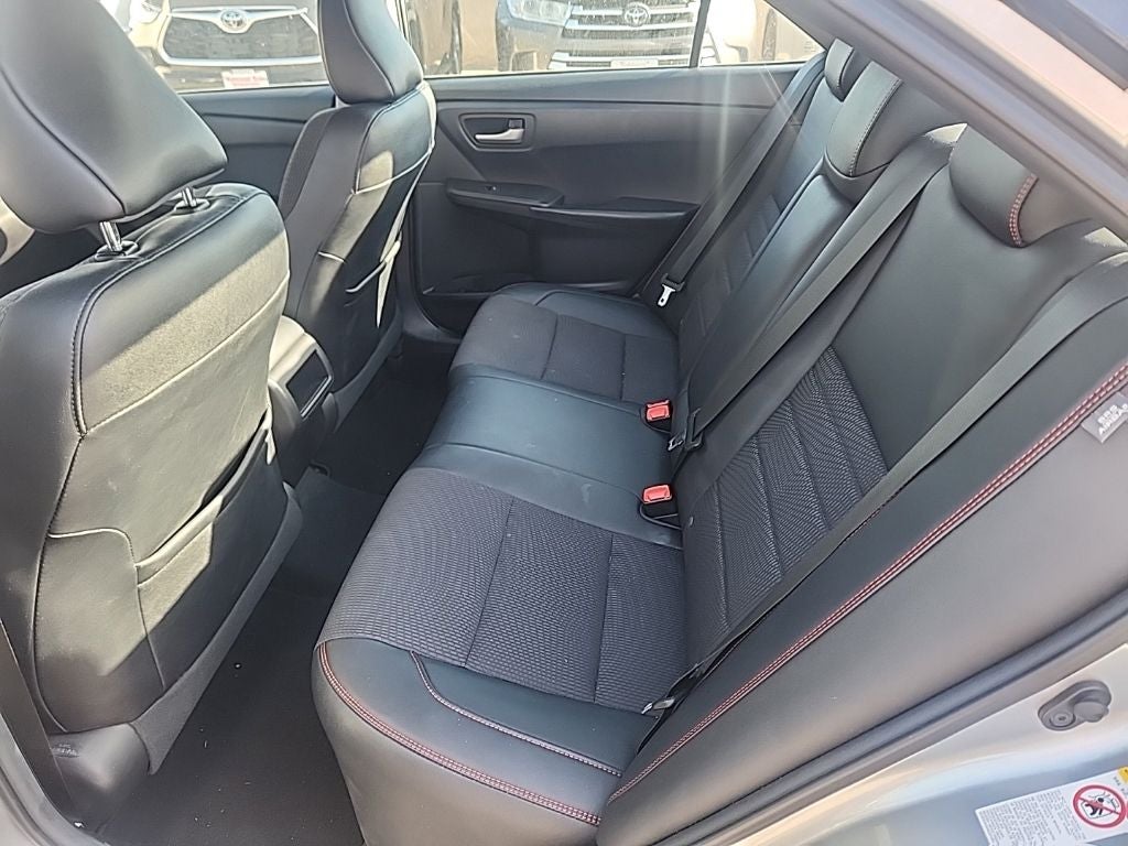 2017 Toyota Camry SE